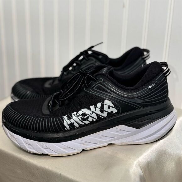 HOKA ONE ONE Bondi 7 Wide Women’s Size 9 D Black White Running Shoes Athletic - Picture 1 of 10